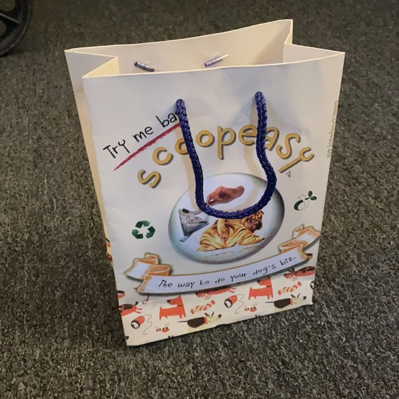 Pooper Scoopers Gift Bag - Picture 4 of 9